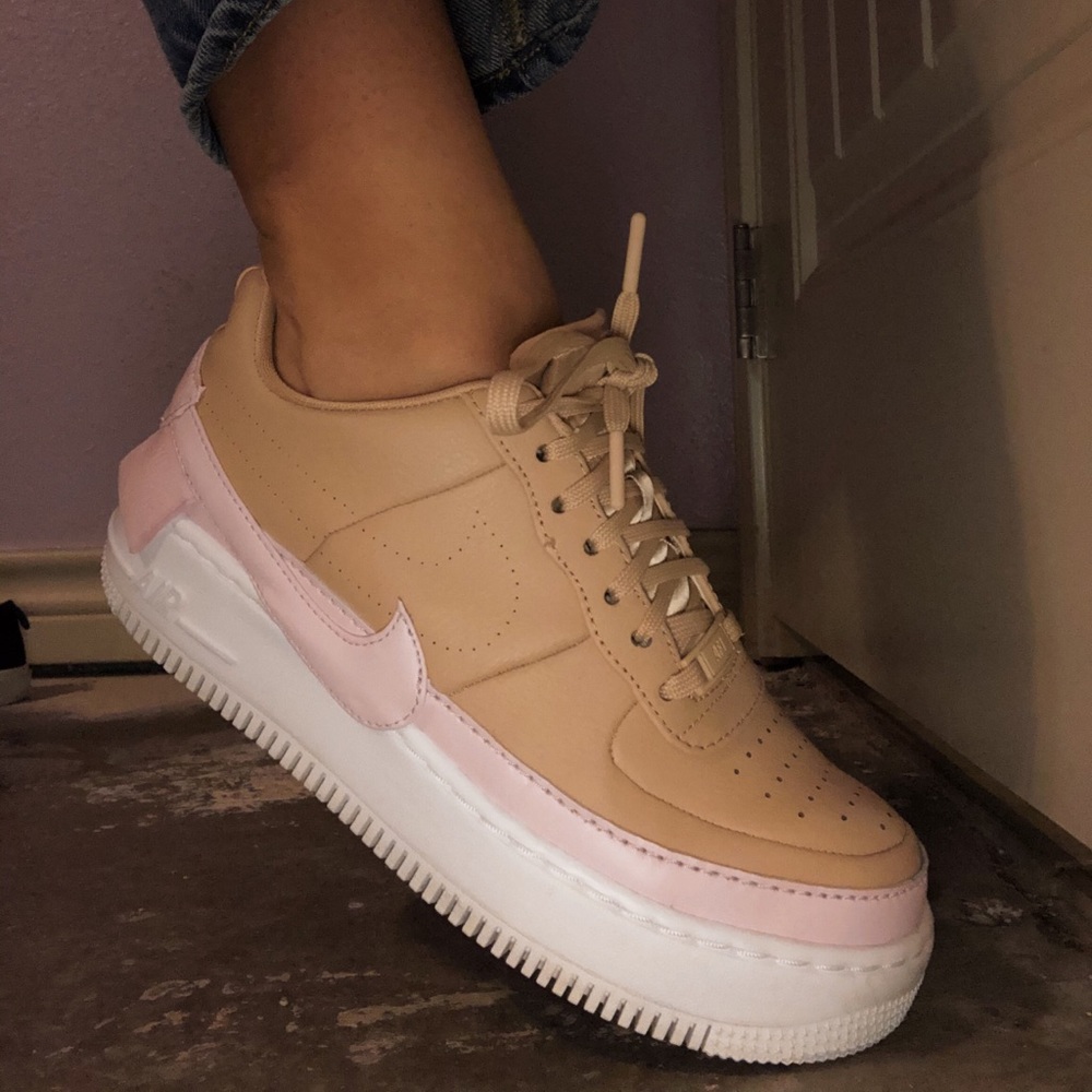 Nike jester
